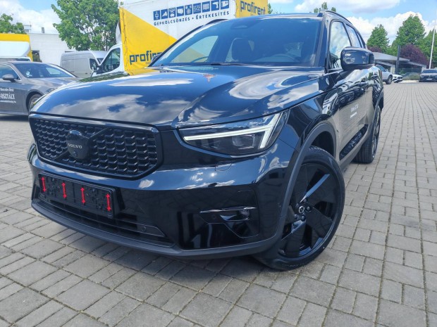 Volvo XC40 2.0 [B4] Mhev Ultra Dark Black Editi...